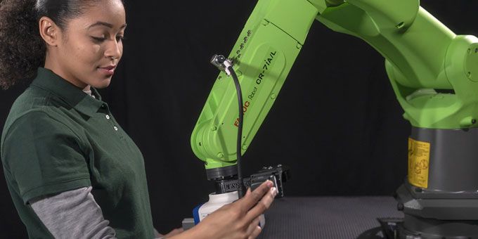 What You Need to Know to Work With a Collaborative Robot System