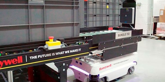 Flexibility of Mobile Robots Supports Lean Manufacturing Initiatives and Continuous Optimizations of Internal Logistics at Honeywell