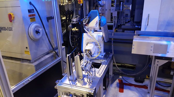 Reshoring with robots - UK manufacturers can use automation to bring production back home