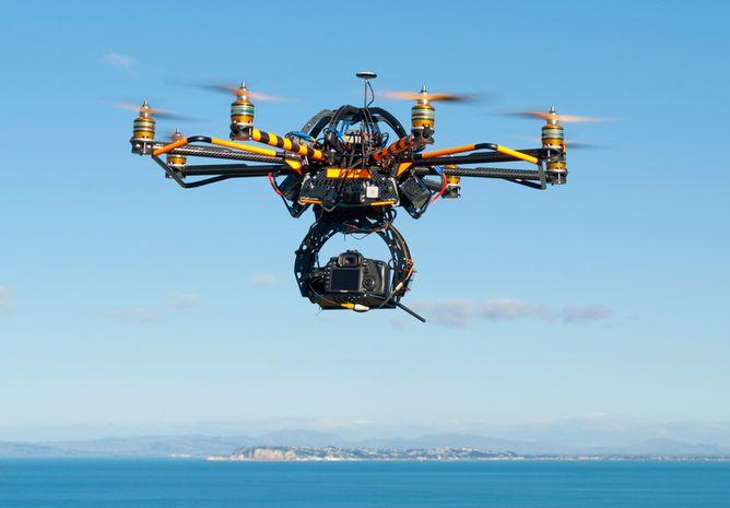 træfning afslappet Regnbue Using Drones for Aerial Photography | RoboticsTomorrow